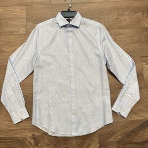 Murano Men’s Slim-Fit Dress Shirt Small NWOT
Blue with a subtle pattern